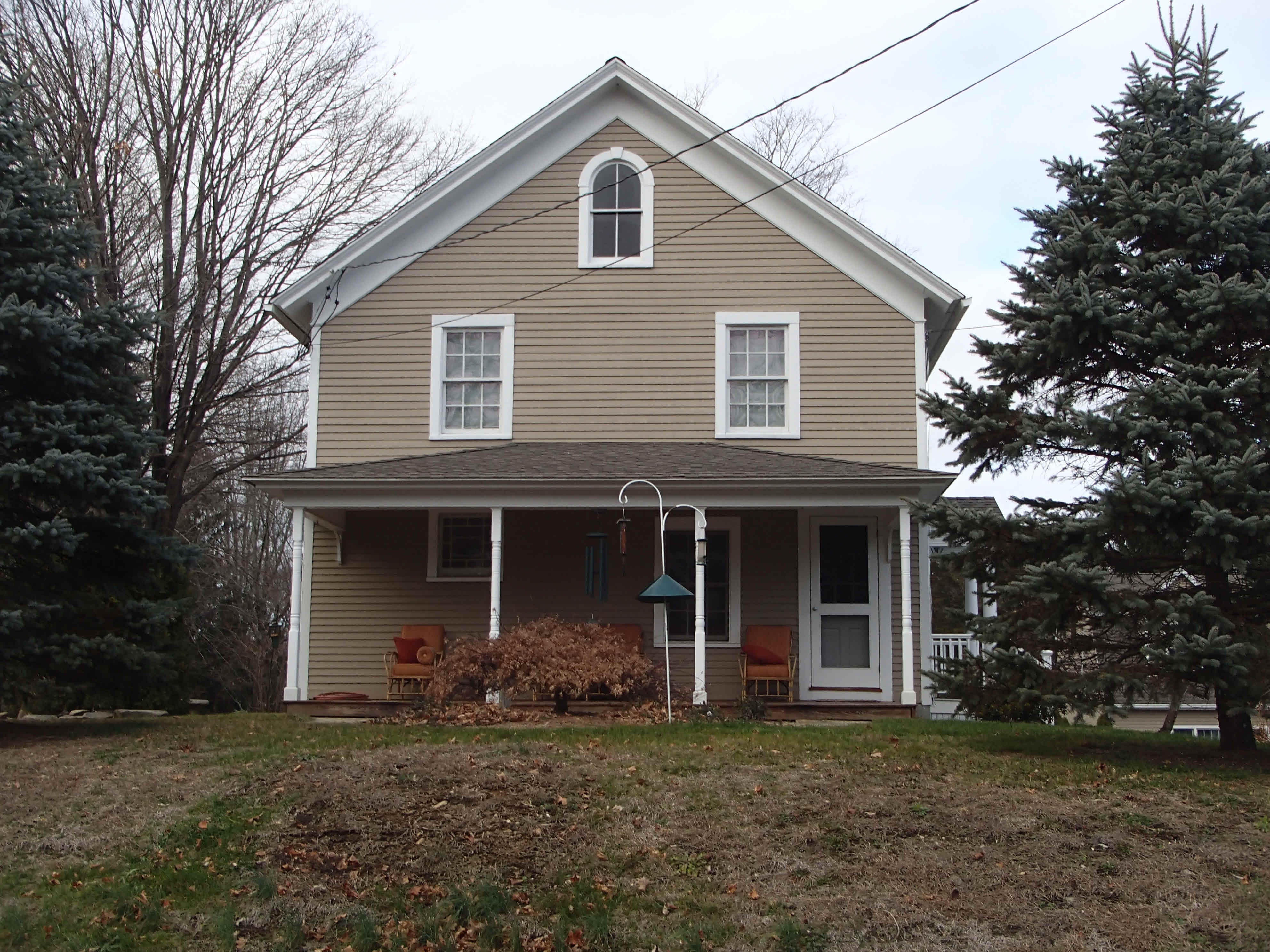 Building photograph for 58 CLAPBOARD RD